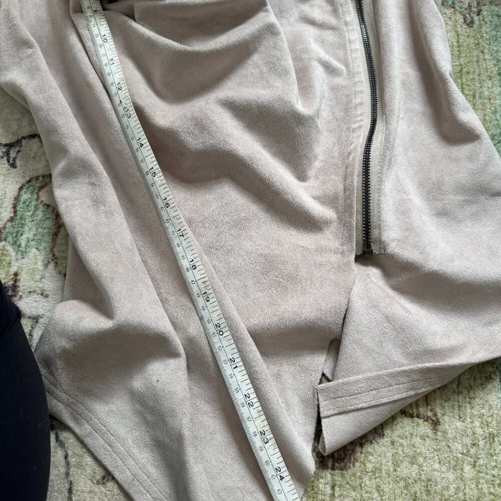 Blank NYC Faux Leather and Suede Drapey Lightweight Jacket Size Small